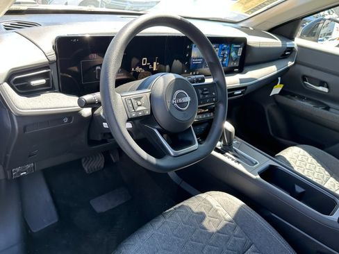 Used 2026 Nissan Kicks SV FWD image 23