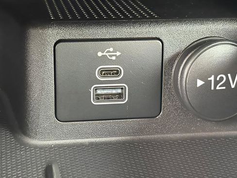 Used 2024 Ford Escape ST-Line Select w/ Tech Pack #1 AWD/4WD image 11