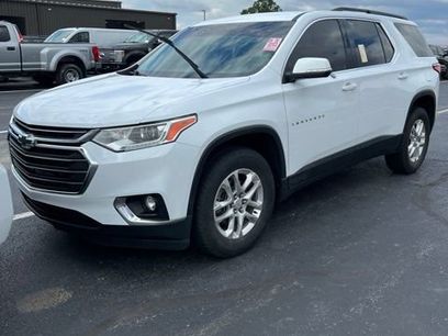 Used 2021 Chevrolet Traverse LT