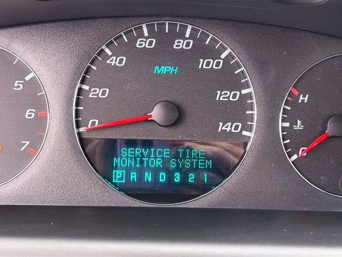 Used 2008 Chevrolet Impala LT image 12