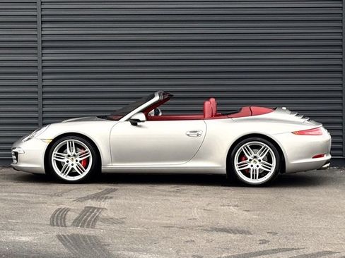 Used 2013 Porsche 911 Carrera S image 2