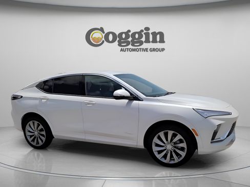New 2025 Buick Envista Avenir image 22
