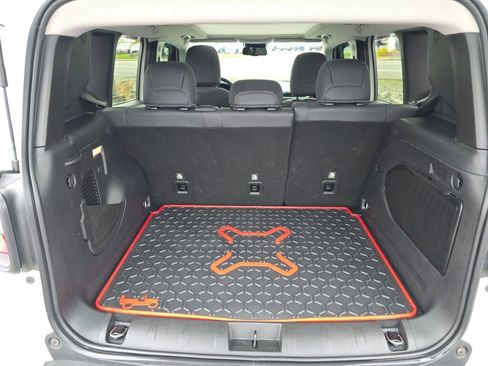 Used 2023 Jeep Renegade Trailhawk w/ Sun/Sound Group image 9