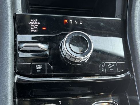 Used 2023 Jeep Grand Cherokee 4WD 4xe image 33