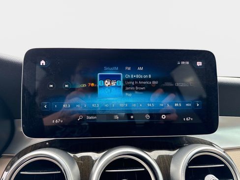 Used 2020 Mercedes-Benz GLC 300 image 25