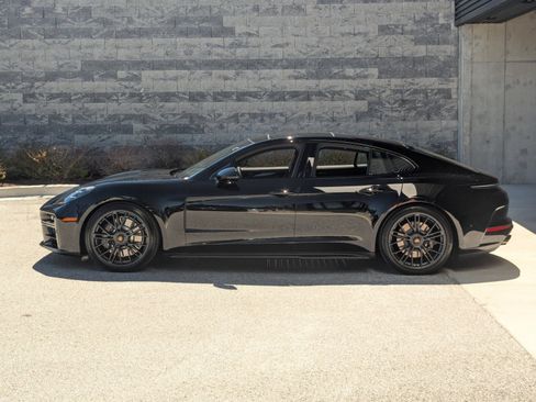 New 2026 Porsche Panamera GTS AWD/4WD image 2