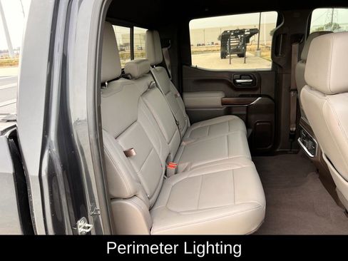 Used 2020 GMC Sierra 1500 SLT image 34