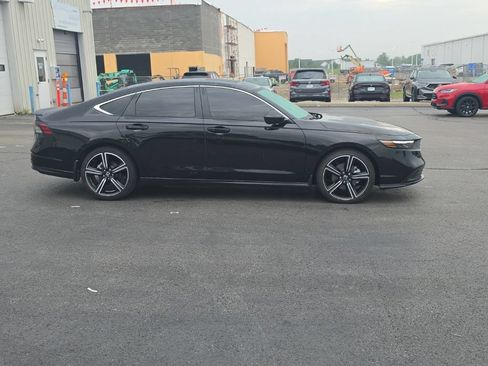 Used 2025 Honda Accord Sport image 10