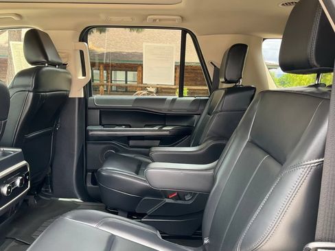 Used 2024 Ford Expedition Max XLT AWD/4WD image 25
