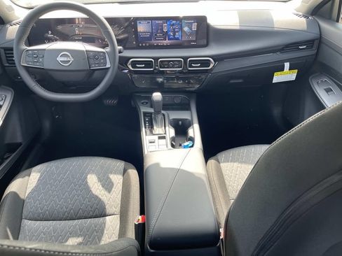 New 2026 Nissan Sentra SV w/ SV Convenience Package FWD image 15
