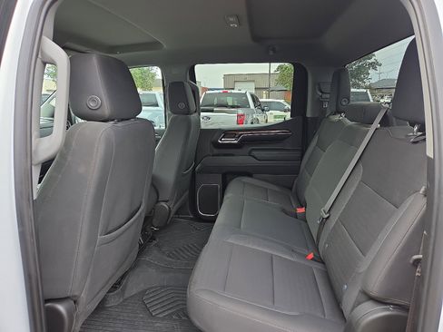 Used 2023 Chevrolet Silverado 1500 LT Trail Boss w/ Protection Package AWD/4WD image 10