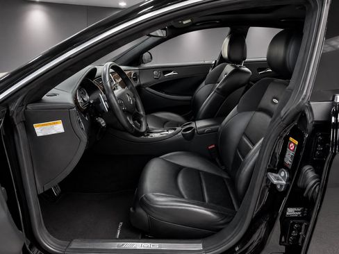 Used 2008 Mercedes-Benz CLS 63 AMG image 8