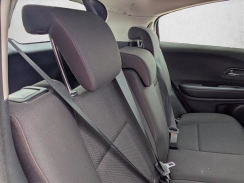 Used 2018 Honda HR-V LX image 15