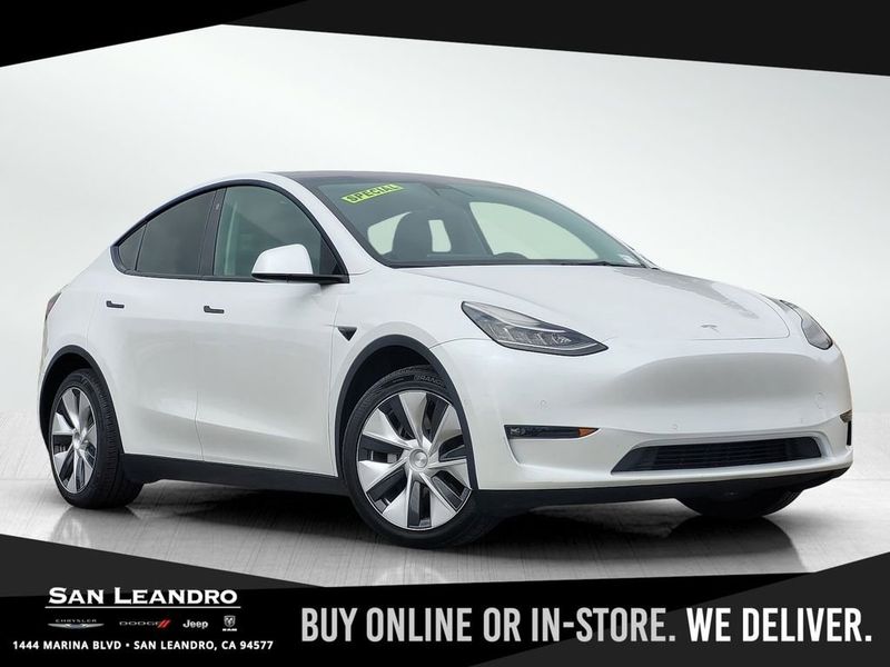 Used 2021 Tesla Model Y Long Range image 1