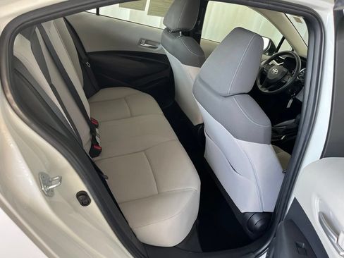 Used 2021 Toyota Corolla LE w/ Carpet Mat Package (TMS) FWD image 24