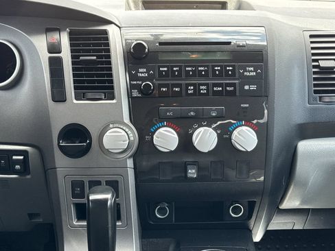 Used 2011 Toyota Tundra 2WD CrewMax w/ Tow Pkg image 19