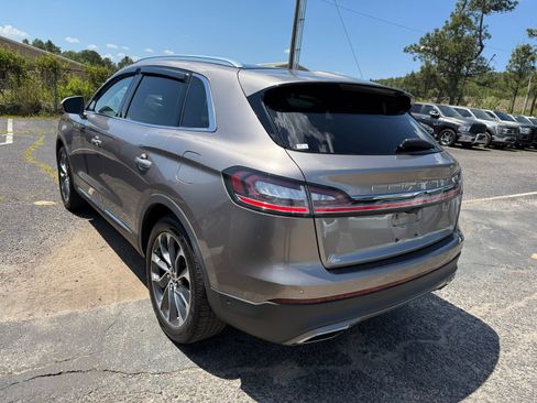 Used 2021 Lincoln Nautilus Reserve image 5