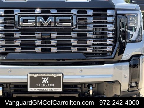 New 2026 GMC Sierra 2500 Denali Ultimate AWD/4WD image 8