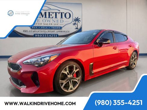 Used 2019 Kia Stinger GT1 RWD image 3