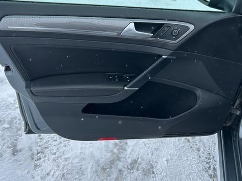 Used 2018 Volkswagen Golf Alltrack image 23