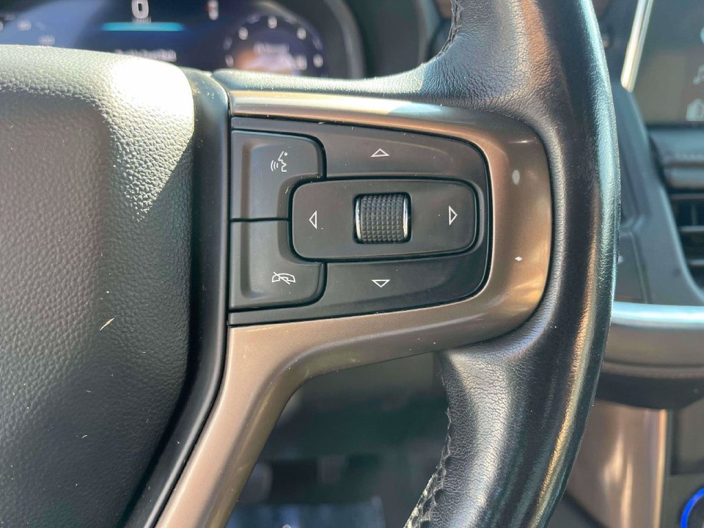 Used 2023 Chevrolet Suburban High Country w/ Advanced Technology Package AWD/4WD image 23