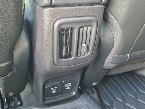 Used 2019 Jeep Compass Limited w/ Advanced Safety Group AWD/4WD image 22