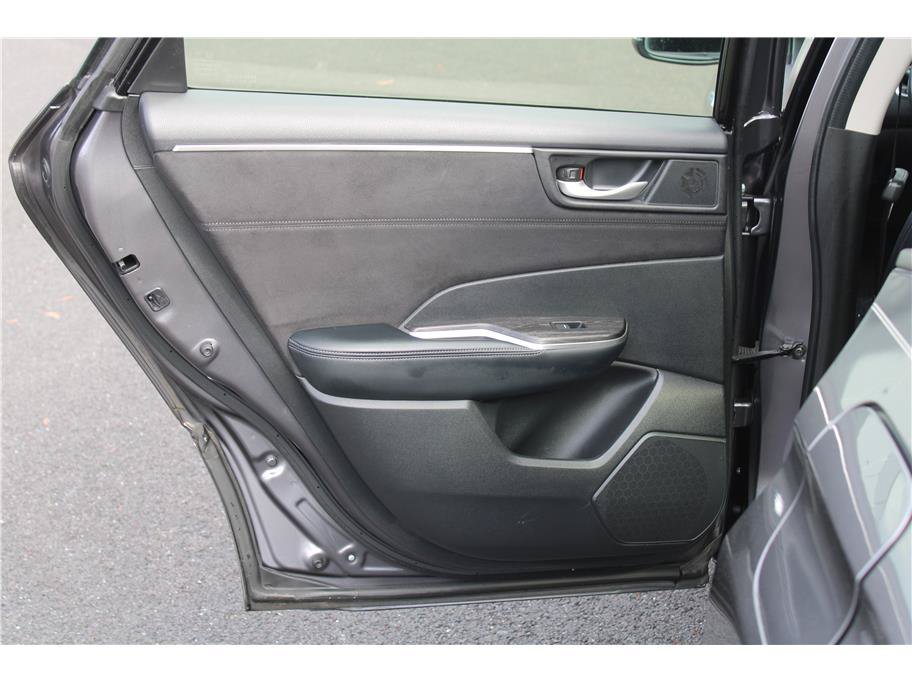 Used 2018 Honda Clarity Touring image 11