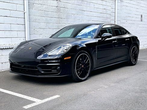 Certified 2023 Porsche Panamera 4 Platinum Edition AWD/4WD image 1