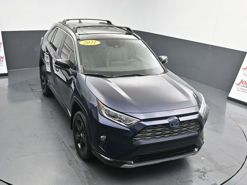 Used 2021 Toyota RAV4 XSE image 28