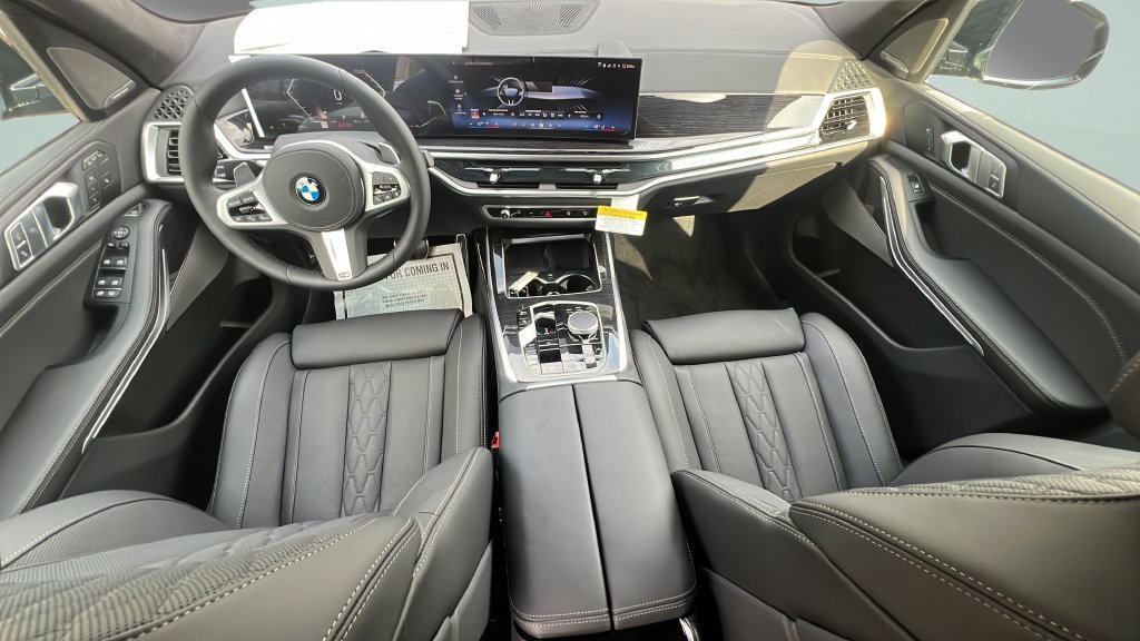 New 2027 BMW X7 xDrive40i w/ M Sport Package AWD/4WD image 12