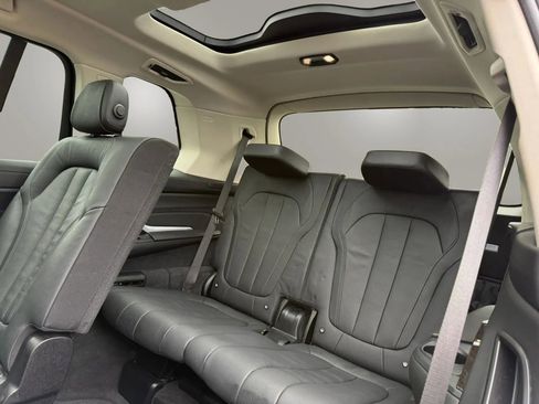 Used 2020 BMW X7 xDrive40i w/ Cold Weather Package AWD/4WD image 12