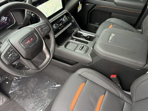 New 2026 GMC Sierra 2500 AT4 w/ AT4 Premium Plus Package AWD/4WD image 10