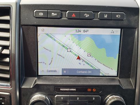 Used 2022 Ford F250 XLT w/ XLT Premium Package image 19