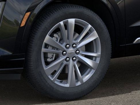 New 2025 Cadillac XT6 Premium Luxury w/ LPO, Floor Liner Package image 9