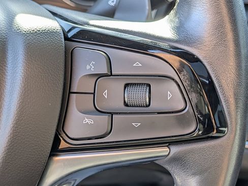 Used 2023 Buick Enclave Essence w/ Experience Buick Package FWD image 21
