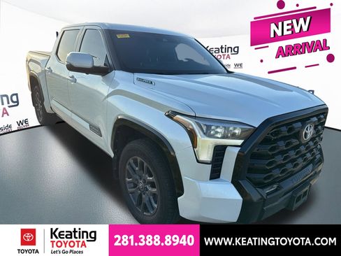 Used 2025 Toyota Tundra Platinum AWD/4WD image 1