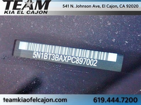 Used 2023 Nissan Rogue SV image 32