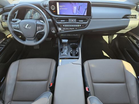 Certified 2025 Lexus ES 350 w/ Premium Package image 38