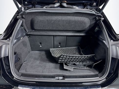 Certified 2026 Mercedes-Benz GLA 250 image 22