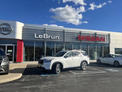 New 2025 Nissan Pathfinder Platinum