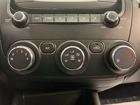 Used 2018 Kia Forte LX image 20