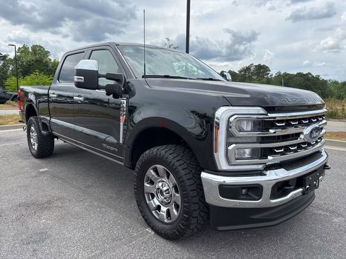 Used 2025 Ford F250 Lariat w/ Lariat Ultimate Package AWD/4WD image 19