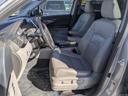 Used 2016 Honda Pilot Elite image 26