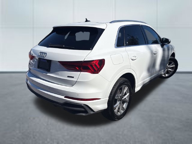 Used 2024 Audi Q3 2.0T Premium AWD/4WD image 4