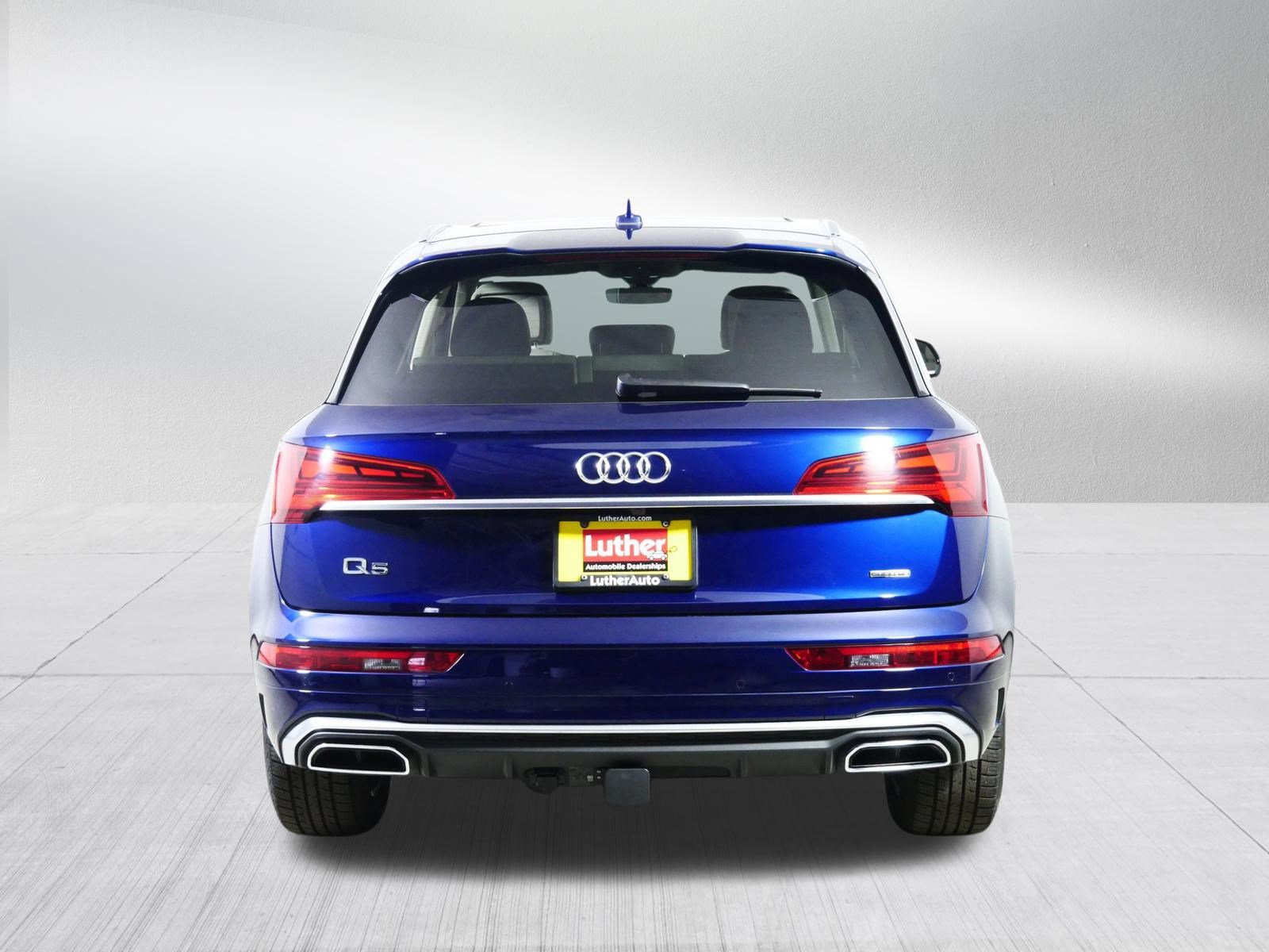 Used 2023 Audi Q5 2.0T Premium Plus w/ Premium Plus Package AWD/4WD image 6