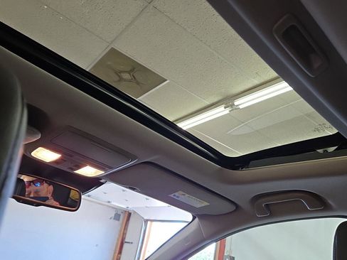 Used 2019 Honda CR-V EX-L image 8