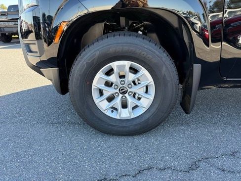 New 2026 Nissan Frontier S image 9