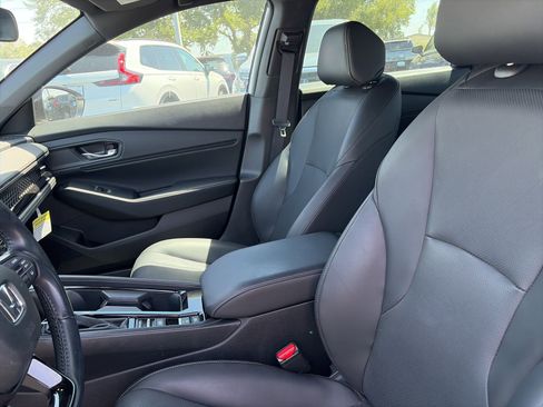 Used 2023 Honda Accord Sport image 10