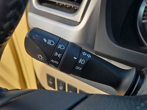 Used 2016 Toyota Highlander Limited Platinum image 26