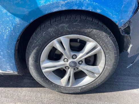 Used 2014 Ford Focus SE w/ SE Winter Package image 21